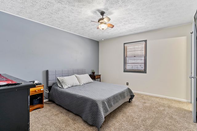 3637 S Fort Avenue, Springfield, MO 65807