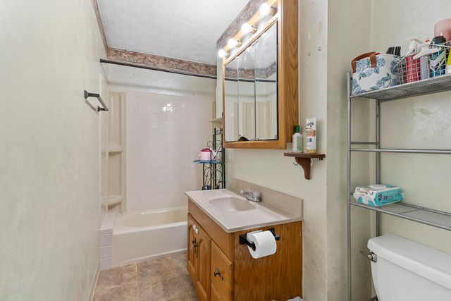 3637 S Fort Avenue, Springfield, MO 65807