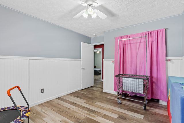 3637 S Fort Avenue, Springfield, MO 65807