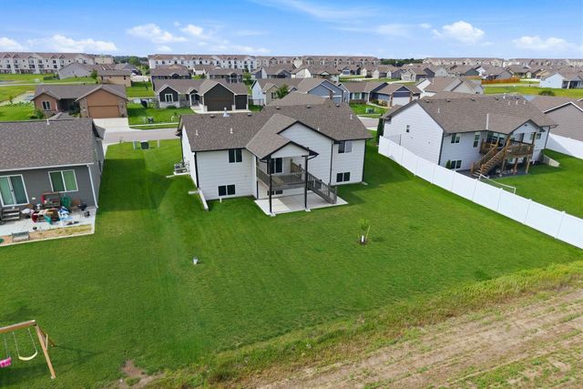 10514 W Wilkinson, Maize, KS 67101