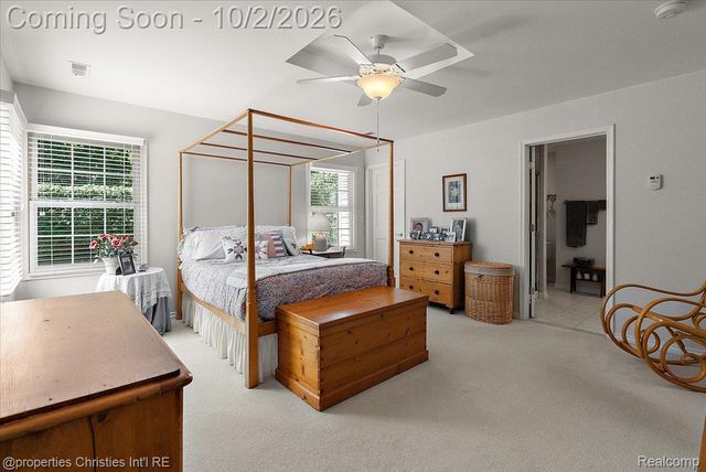 936 S Glenhurst Drive, Birmingham, MI 48009