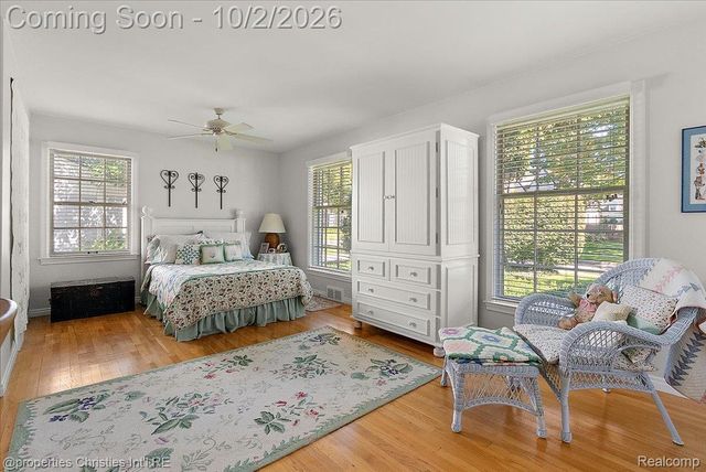 936 S Glenhurst Drive, Birmingham, MI 48009