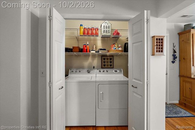936 S Glenhurst Drive, Birmingham, MI 48009