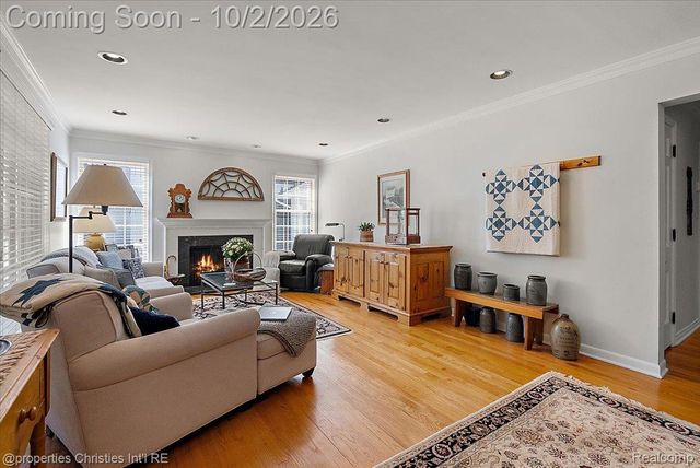 936 S Glenhurst Drive, Birmingham, MI 48009