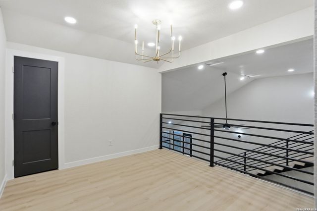 13707 Bluffmont, San Antonio, TX 78216