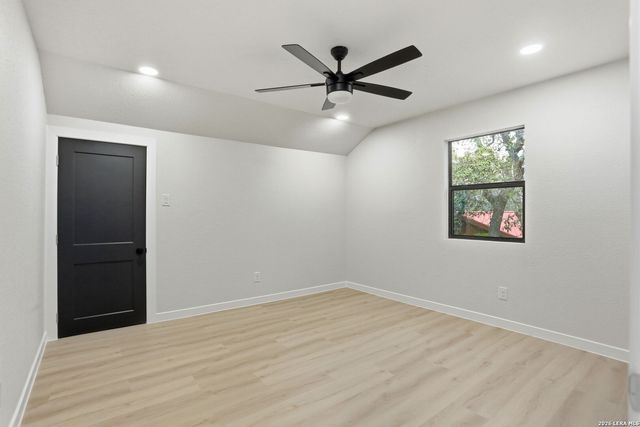 13707 Bluffmont, San Antonio, TX 78216