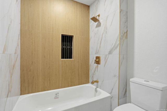 13707 Bluffmont, San Antonio, TX 78216