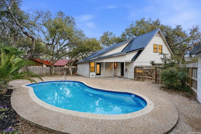 13707 Bluffmont, San Antonio, TX 78216