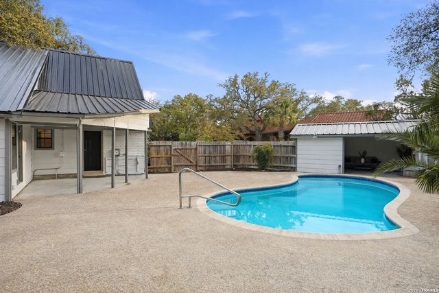 13707 Bluffmont, San Antonio, TX 78216