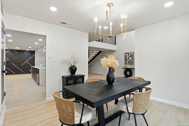 13707 Bluffmont, San Antonio, TX 78216