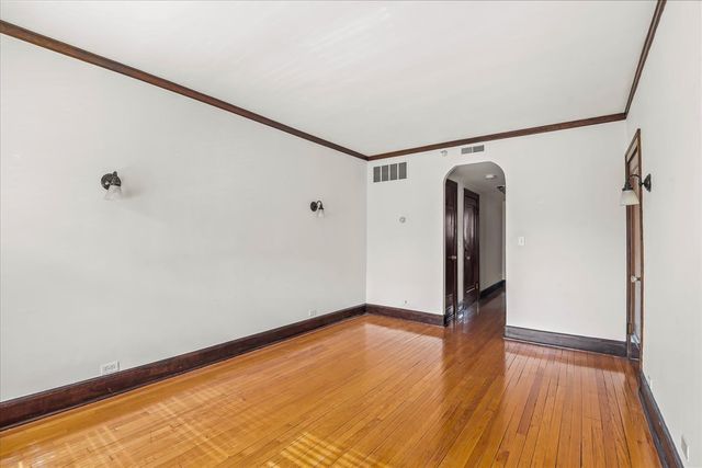 909 Green Bay Road 3S, Winnetka, IL 60093
