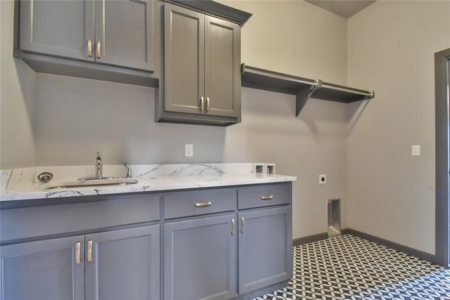 320 Maybury Drive, Norman, OK 73069