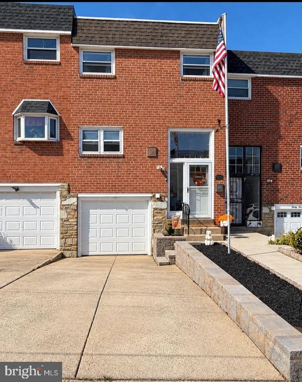 3515 NOTTINGHAM LN, PHILADELPHIA, PA 19114 — exterior