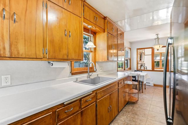 1065 Stryker Avenue, West Saint Paul, MN 55118