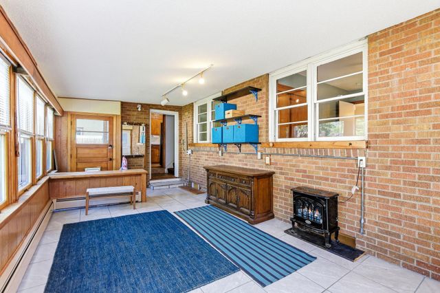 1065 Stryker Avenue, West Saint Paul, MN 55118
