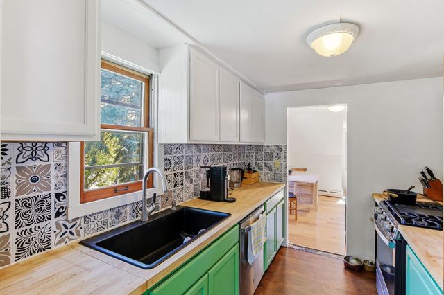 1065 Stryker Avenue, West Saint Paul, MN 55118