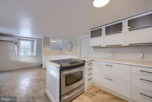 561 MARTICVILLE RD, Pequea, PA 17565