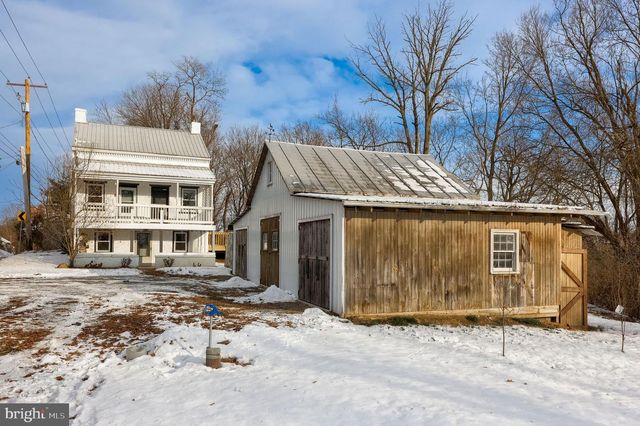 561 MARTICVILLE RD, Pequea, PA 17565