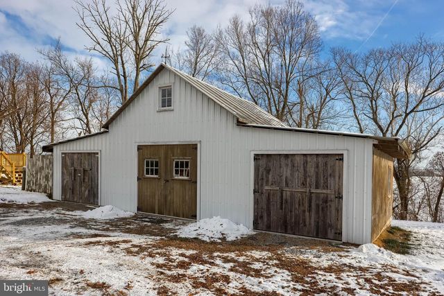 561 MARTICVILLE RD, Pequea, PA 17565
