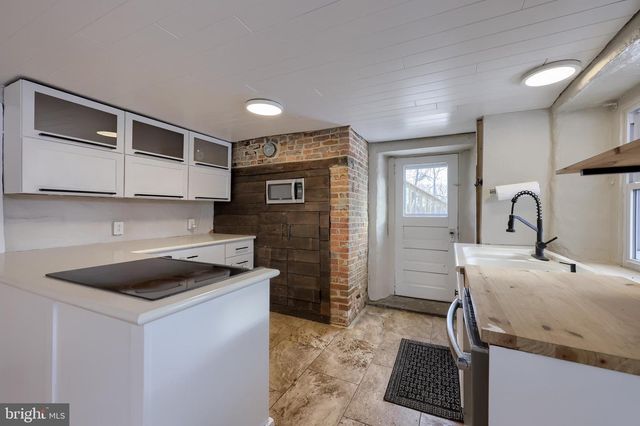 561 MARTICVILLE RD, Pequea, PA 17565