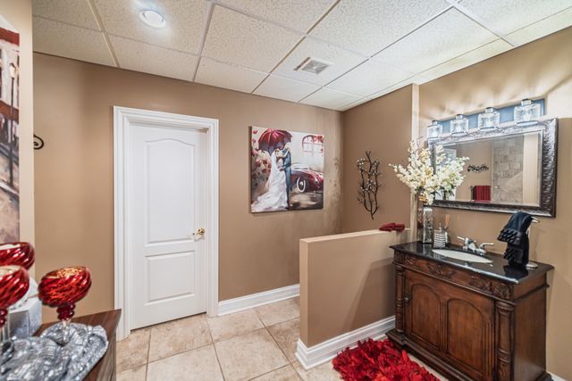 320 Cascade Drive, Paducah, KY 42003