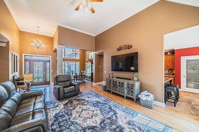 320 Cascade Drive, Paducah, KY 42003