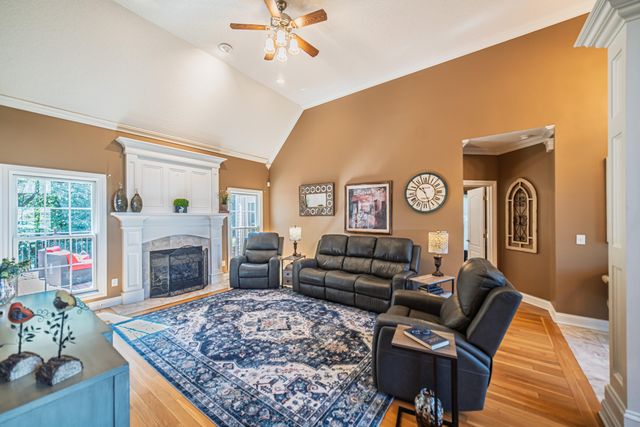 320 Cascade Drive, Paducah, KY 42003