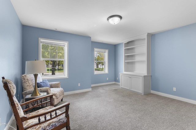 3219 E FALLCREEK LANE, Appleton, WI 54913