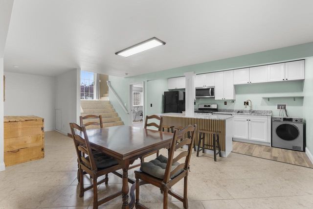 3219 E FALLCREEK LANE, Appleton, WI 54913