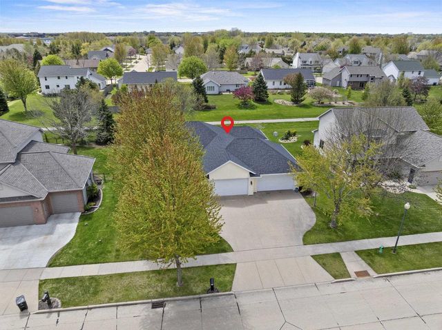3219 E FALLCREEK LANE, Appleton, WI 54913
