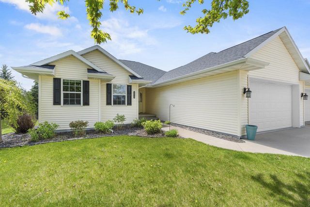 3219 E FALLCREEK LANE, Appleton, WI 54913