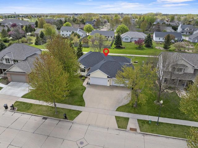 3219 E FALLCREEK LANE, Appleton, WI 54913