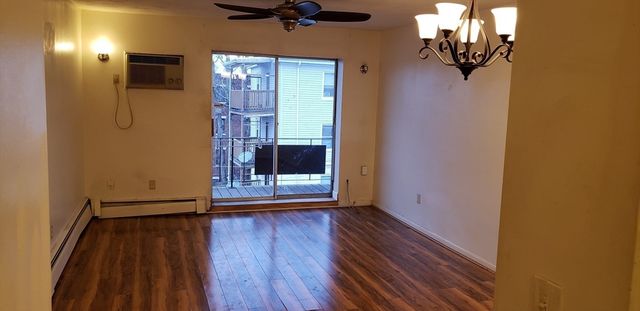 6 Hayes 25, Boston, MA 02131