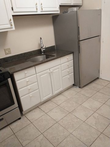 6 Hayes 25, Boston, MA 02131