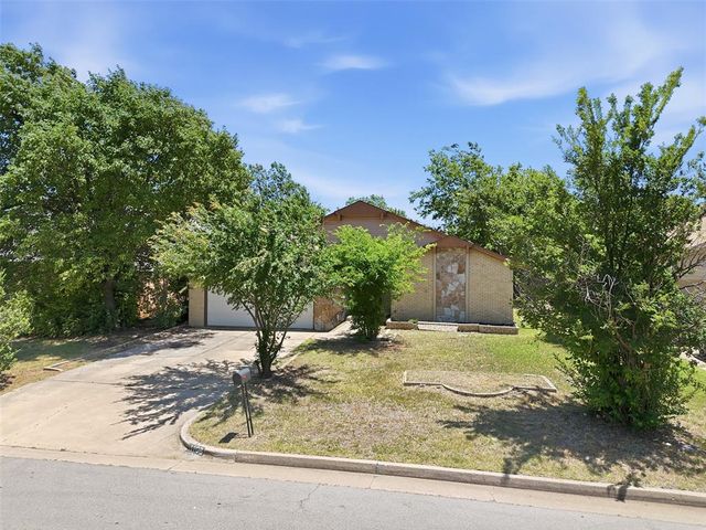 11108 Windmill Road, Oklahoma City, OK 73162