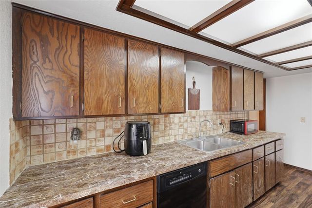 11108 Windmill Road, Oklahoma City, OK 73162