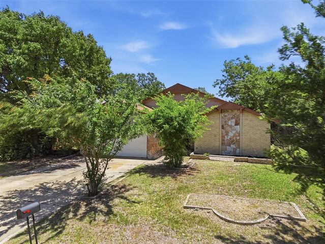 11108 Windmill Road, Oklahoma City, OK 73162