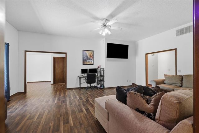 11108 Windmill Road, Oklahoma City, OK 73162