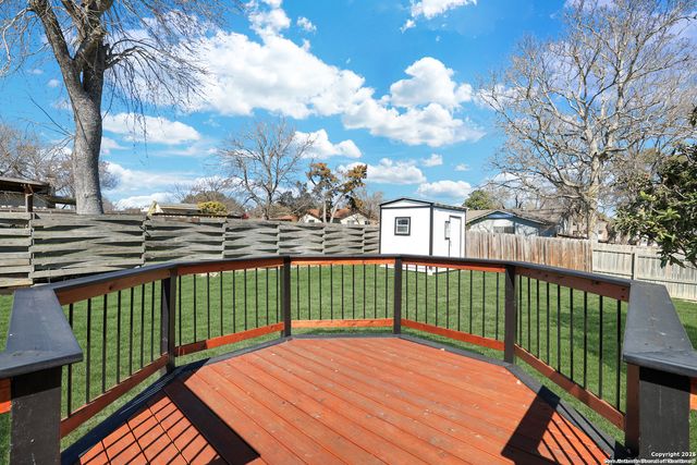 12614 MOSS HOLLOW ST, Live Oak, TX 78233