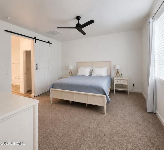 2334 E LEVI Drive, Phoenix, AZ 85040