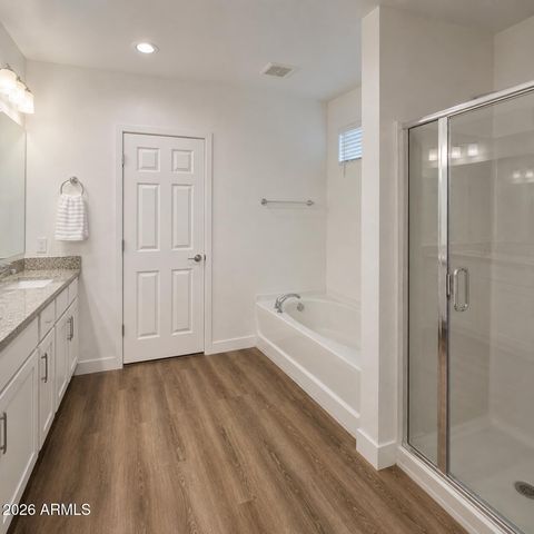 2334 E LEVI Drive, Phoenix, AZ 85040