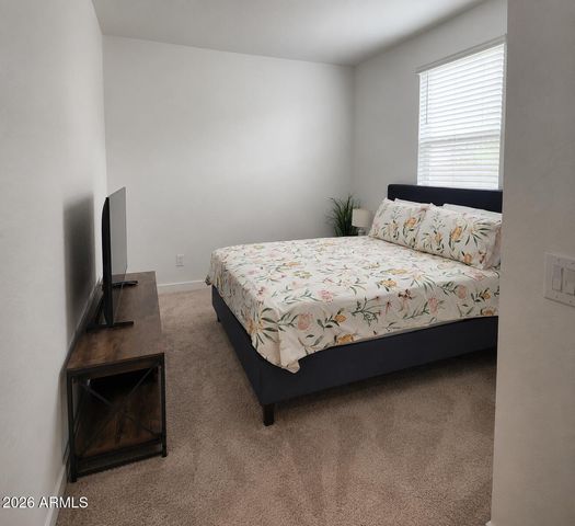 2334 E LEVI Drive, Phoenix, AZ 85040