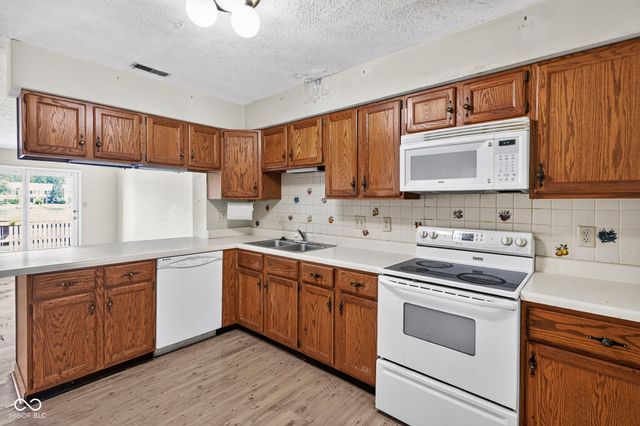 3114 Sandpiper South Drive, Indianapolis, IN 46268