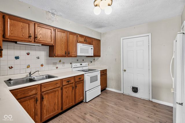 3114 Sandpiper South Drive, Indianapolis, IN 46268