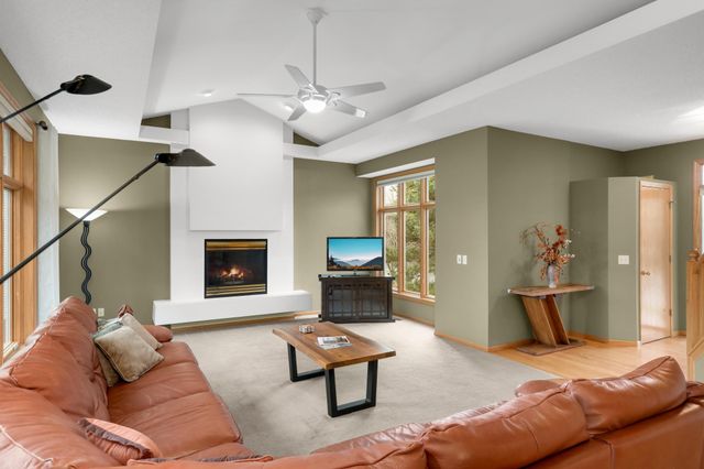 5054 Edgewater Drive, Savage, MN 55378