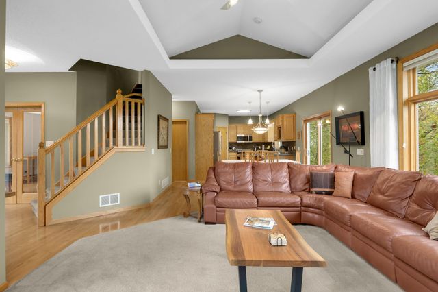 5054 Edgewater Drive, Savage, MN 55378