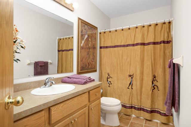 5054 Edgewater Drive, Savage, MN 55378
