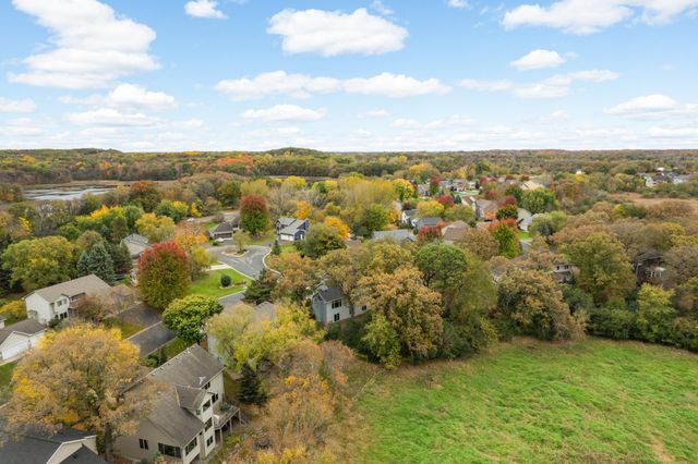 5054 Edgewater Drive, Savage, MN 55378