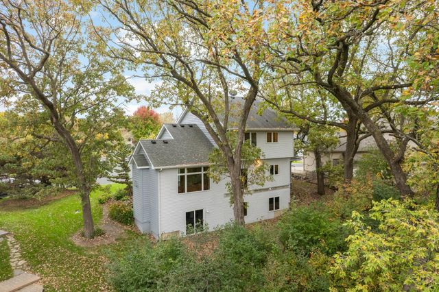 5054 Edgewater Drive, Savage, MN 55378