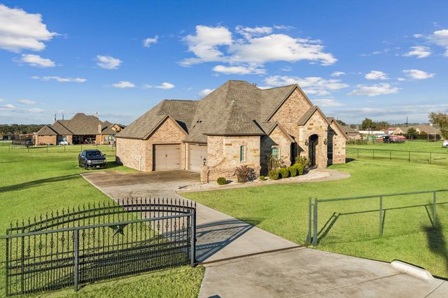 1020 Jesse James Lane, Springtown, TX 76082